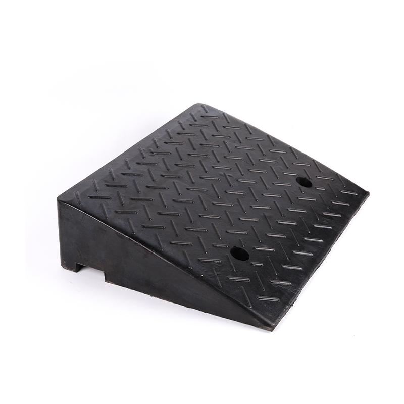 PS001 Rubber Curb Ramp