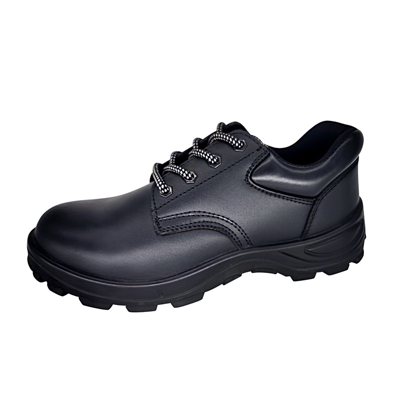Can Cow Leather Safety Shoes and Dual Density Nubuck Technology Redefine Workplace Protection?